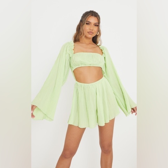 PrettyLittleThing Pants - NWT - PLT Pleated Long Sleeve Romper
